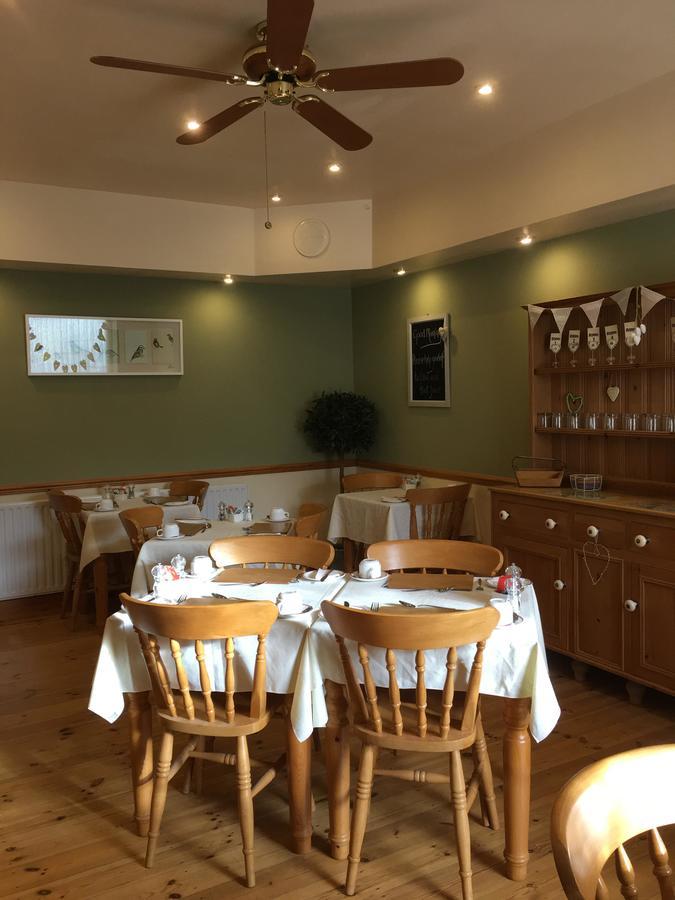 Astonwood Hotel Llandudno Esterno foto