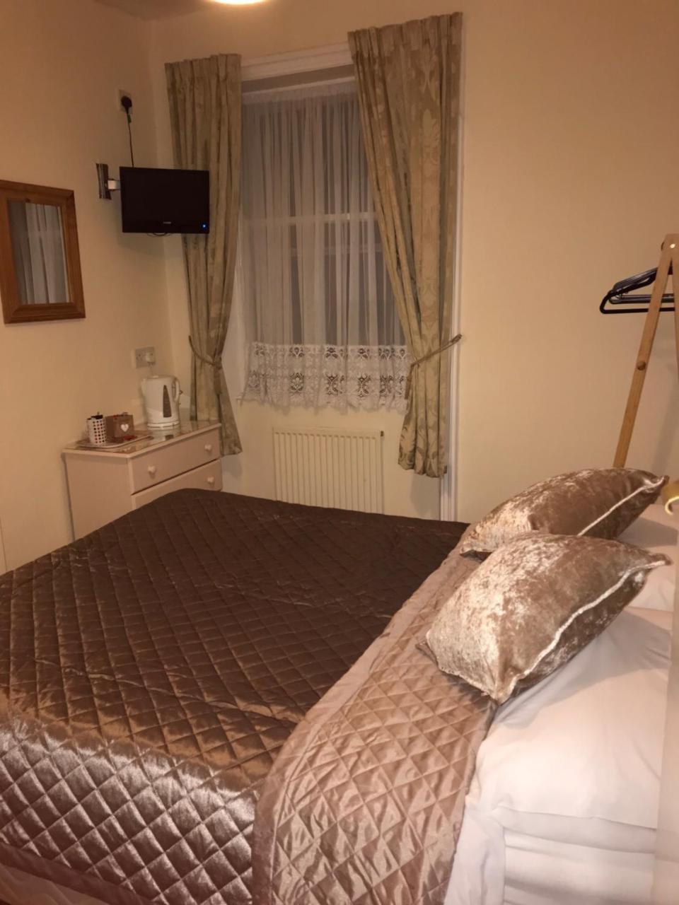 Astonwood Hotel Llandudno Esterno foto
